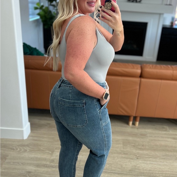 Judy Blue Pull On Denim Joggers in Medium Wash - Picture 3 of 7